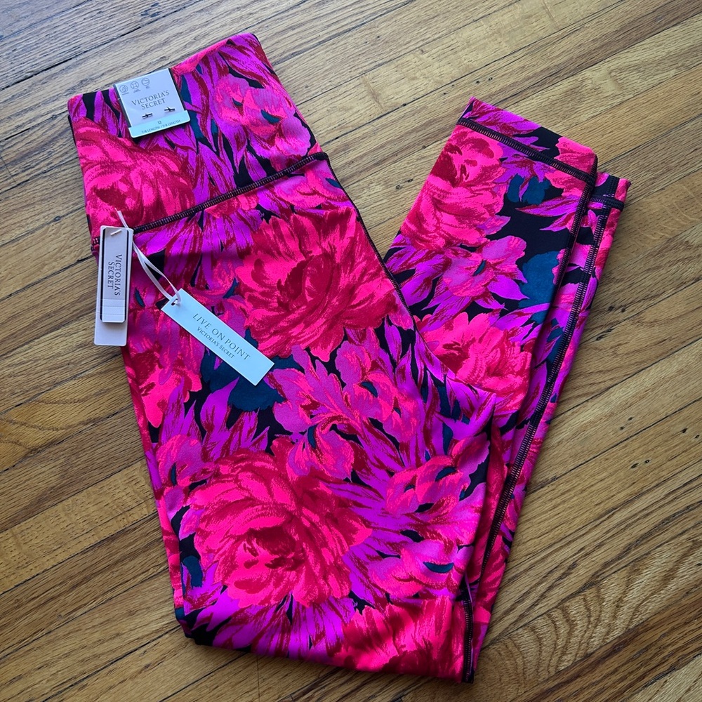 Victoria's Secret Love Cloud Crossover Leggings